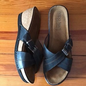 Napa Flex by David Tate genuine leather sandals